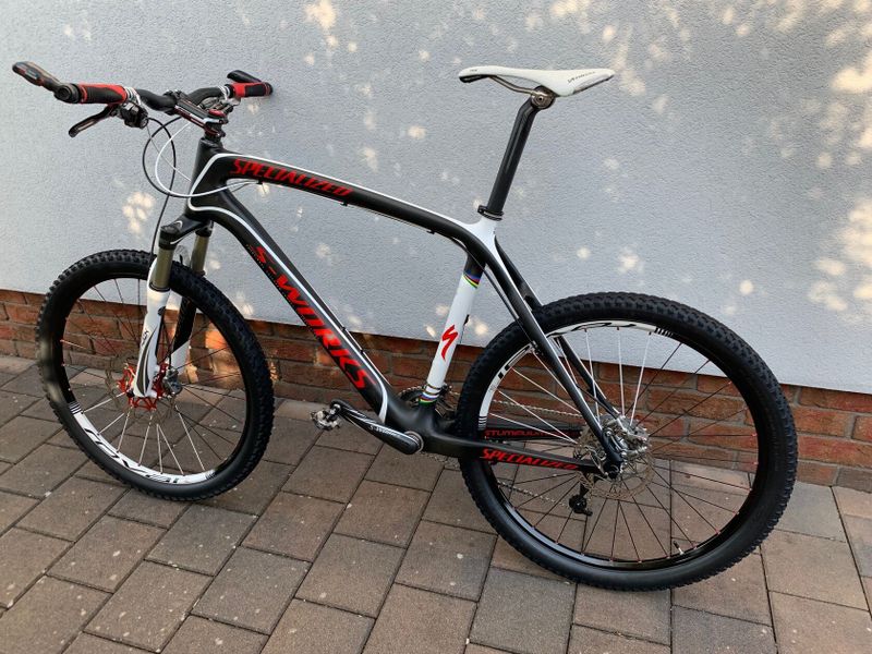 S-Works Stumpjumper Carbon HT. STAV NOVÉHO KOLA!!! DOŽIVOTNÍ ZÁRUKA NA RÁM!!!