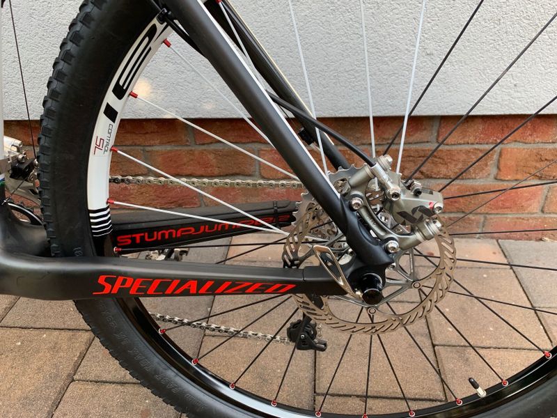 S-Works Stumpjumper Carbon HT. STAV NOVÉHO KOLA!!! DOŽIVOTNÍ ZÁRUKA NA RÁM!!!