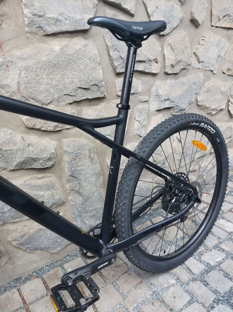 Horské kolo GT Avalanche