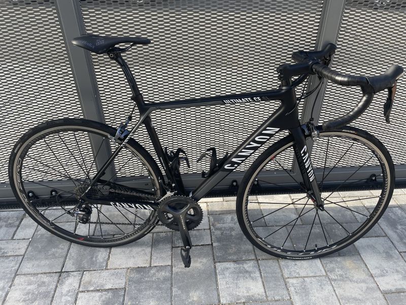 CANYON Ultimate CF SL, Ultegra, 7.1kg, vel. M - 178-184 cm, 