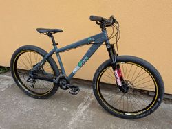 kolo na pumptrack Norco Rival