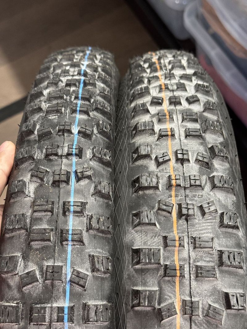 Schwalbe Hans Dampf, Addix Soft/Super Trail 29x2.6