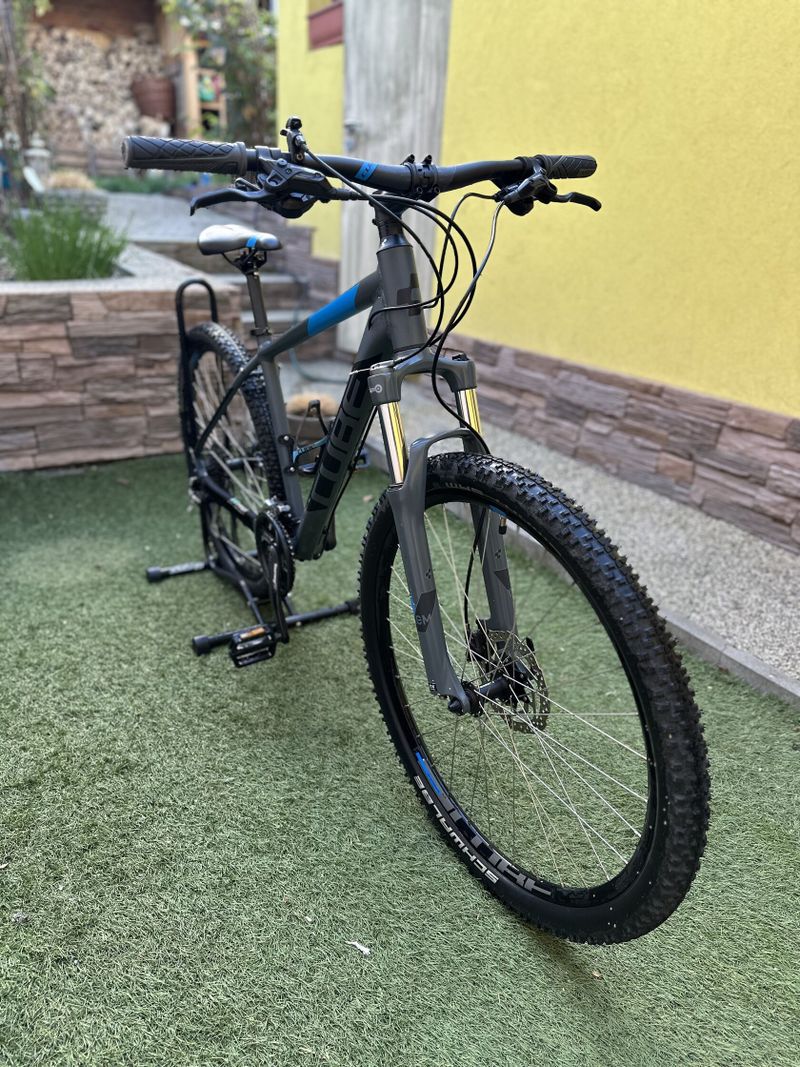 CUBE Aim Race 27,5” (2018) – rám 18”