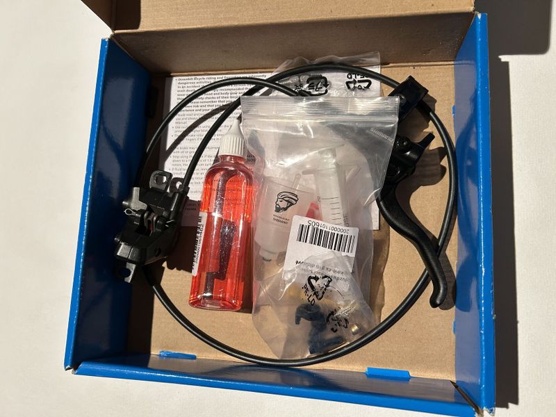 Dvoupístek Shimano BR-MT 410 a páka BL-MT410 odvzdušněné