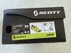 Juniorské MTB tretry Scott.