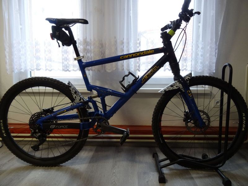 Cannondale Jekyll 700