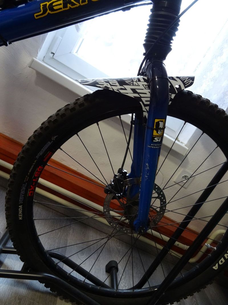 Cannondale Jekyll 700