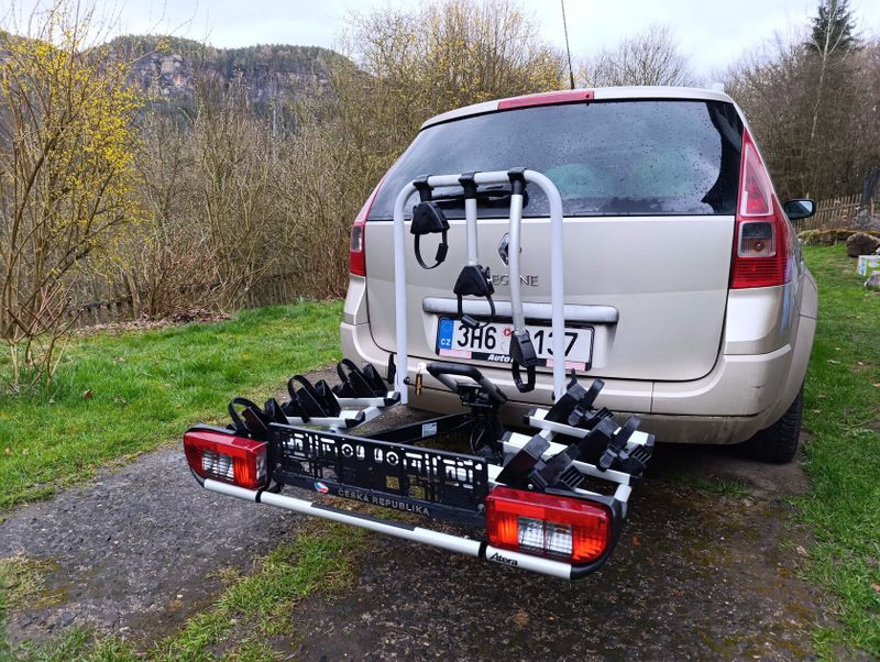 Nosič kol na tažné zařízení Atera Strada Sport M pro 3 kola