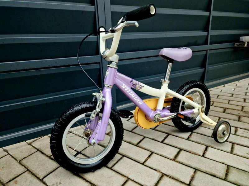 (17)Dětské hliníkové kolo Specialized 12" 
