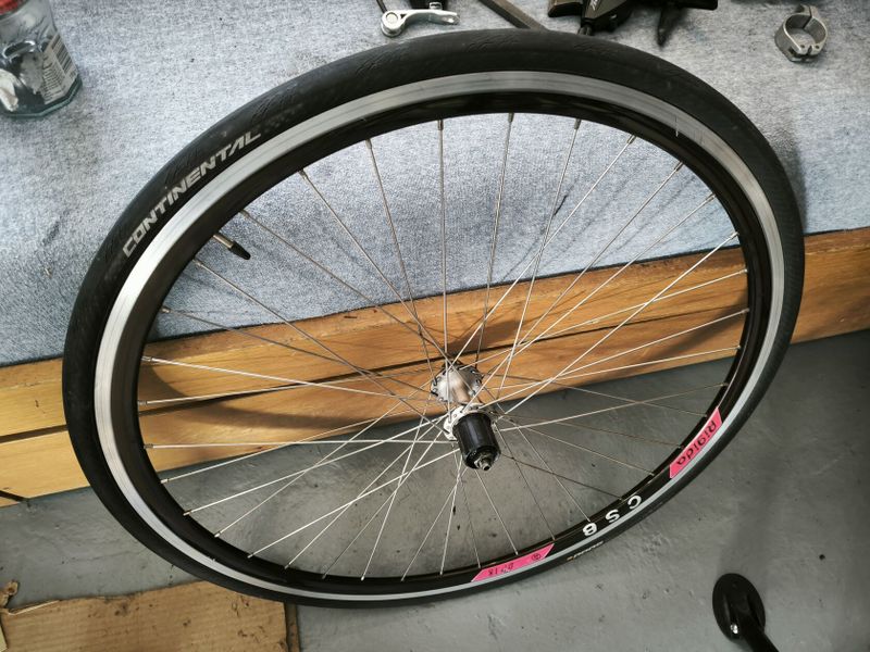 Shimano 105 zadní kolo