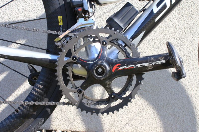 REZERVOVÁNO - Sintesi M2, elektronická sada Shimano Ultegra Di2, kola Mavic Cosmic SL