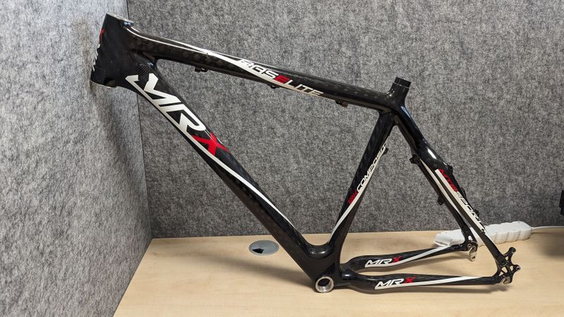 26" karbonový rám 19,5" MRX - REZERVOVÁNO