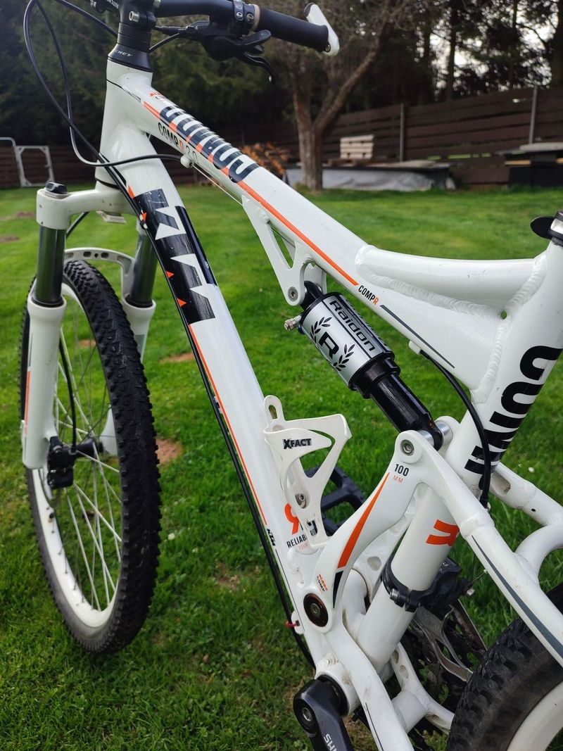 Celoodpružené kolo KTM comp r 2.0
