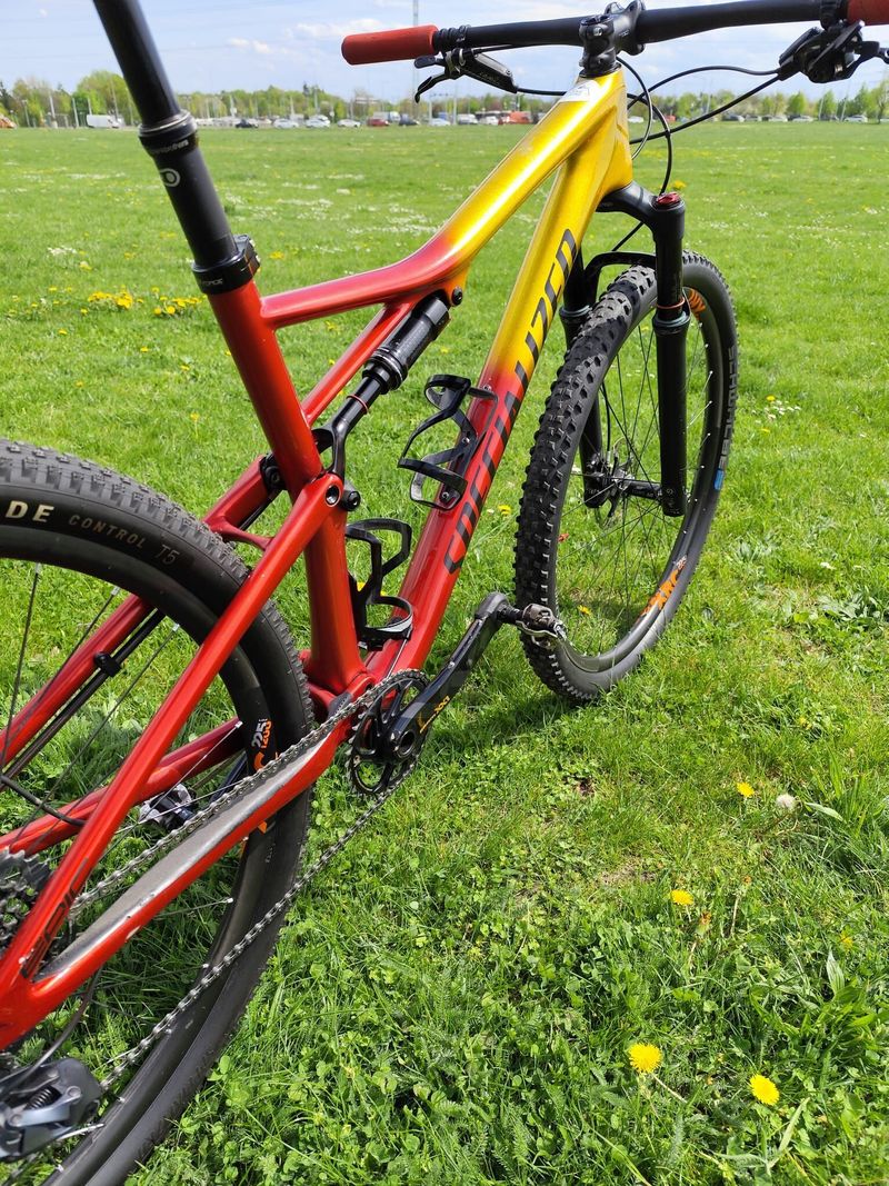 Specialized Epic 2018 - GX EAGLE, DT Swiss 1200, XX1 kliky, vel.M, po servisu odpružení