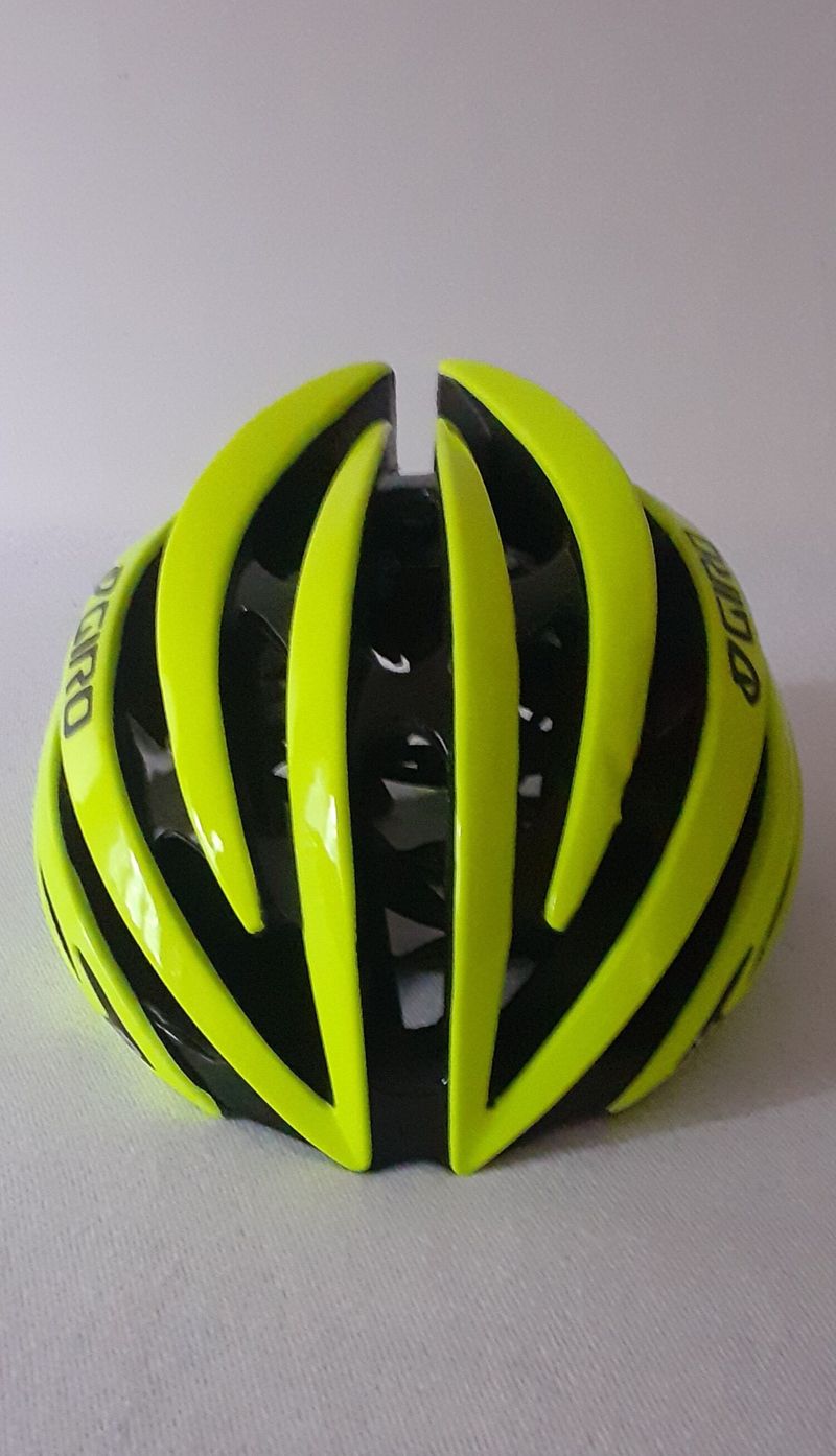 Silniční helma Giro