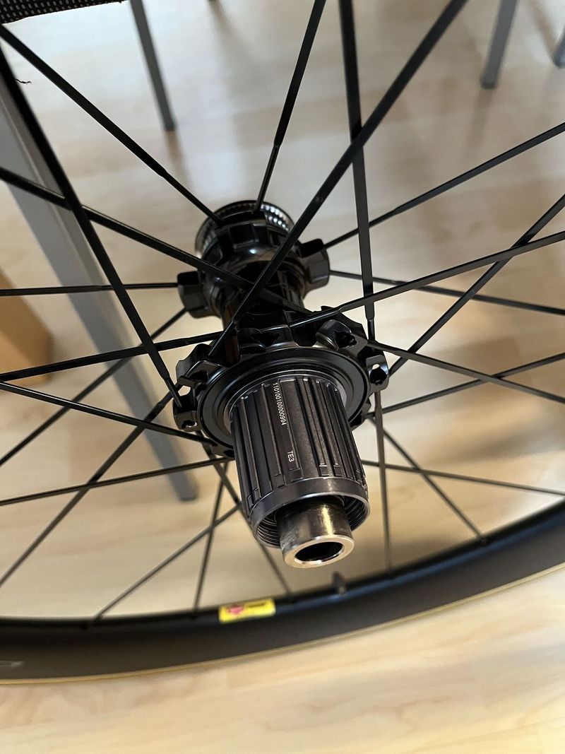 DURA-ACE WH-R9270 C60