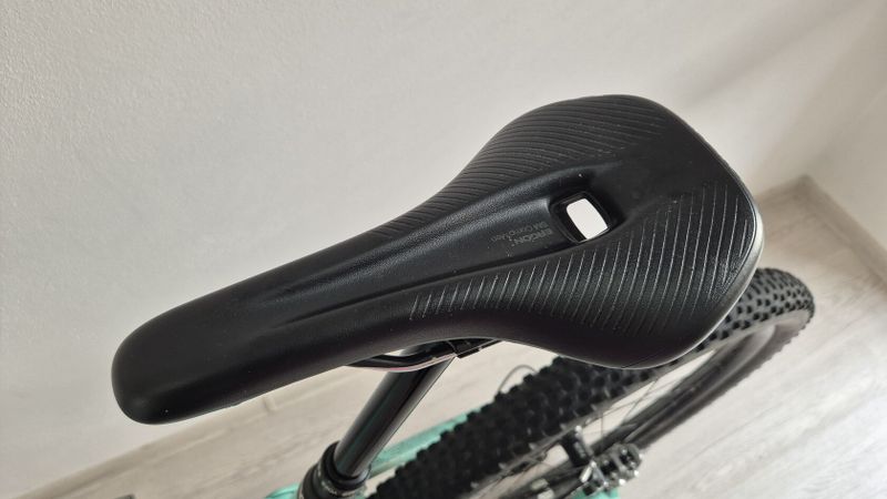 YT izzo custom top stav L 29"