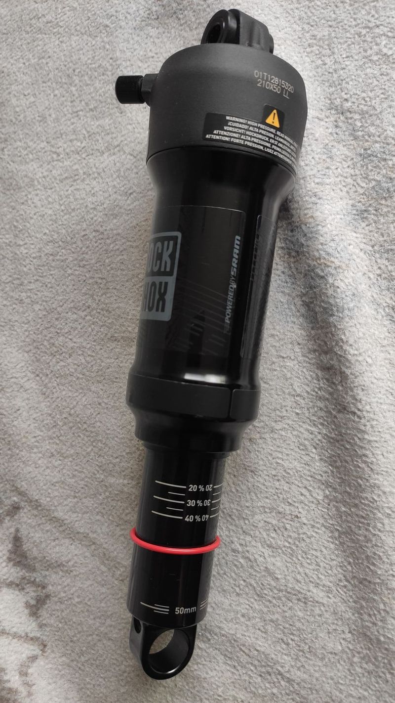 Tlumič Rock Shox Deluxe