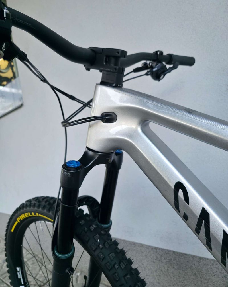 Horské kolo Canyon Strive CFR Underdog Carbon 2023 29″