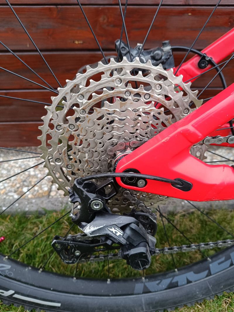 KARBONOVÉ ELEKTROKOLO BMC SPEEDFOX AMP TWO - vel. M