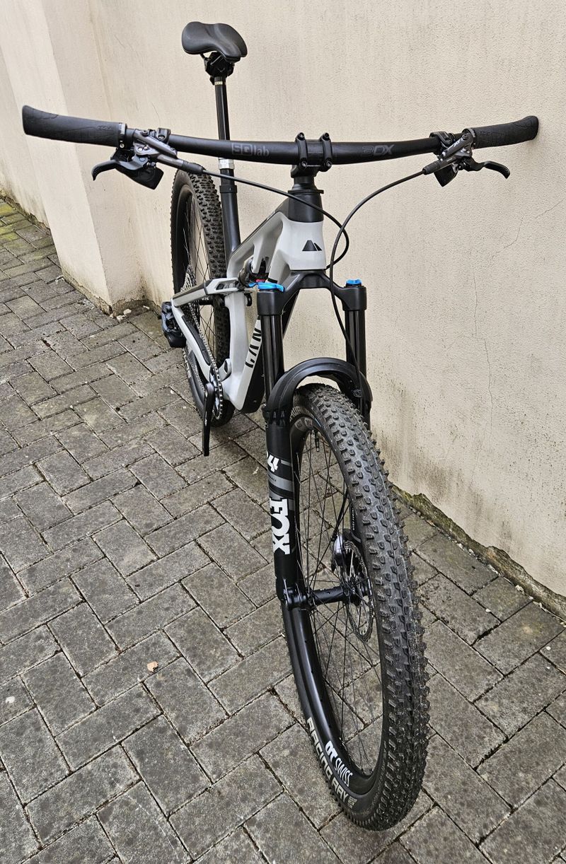 Canyon Neuron CF8, SRAM GX AXS, REVERB AXS