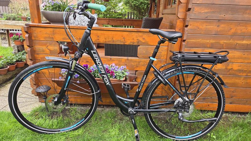 Elektrokolo Leader Fox Induktora rám 20" kola 28" minimálně použité.