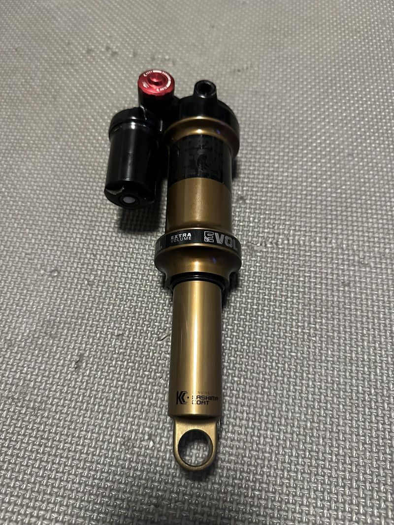 Fox Float DPX2 Kashima coat