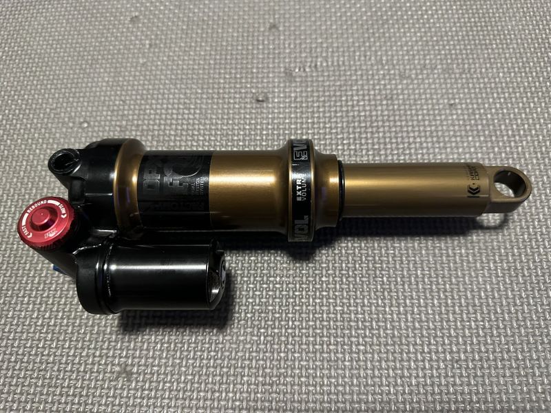 Fox Float DPX2 Kashima coat