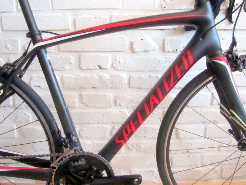 SPECIALIZED ROUBAIX na Shimano 105, 54 cm. Zánovní.