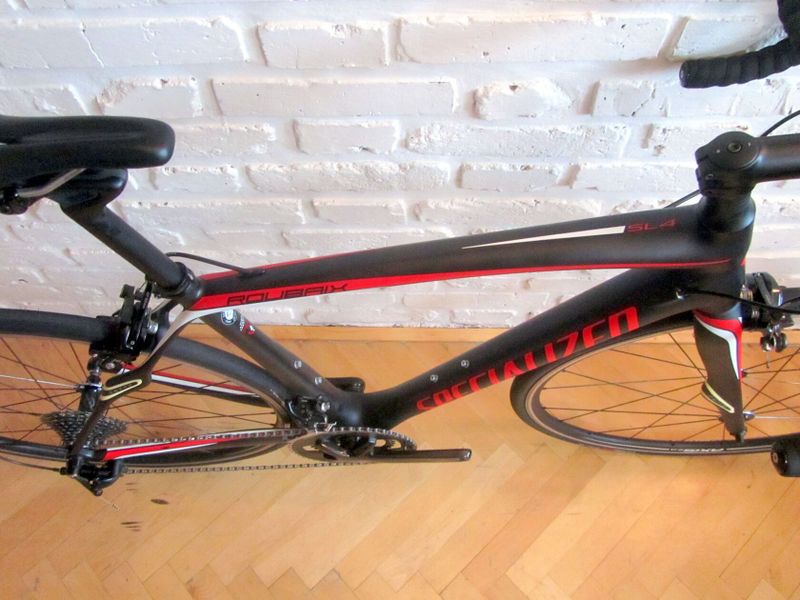 SPECIALIZED ROUBAIX na Shimano 105, 54 cm. Zánovní.