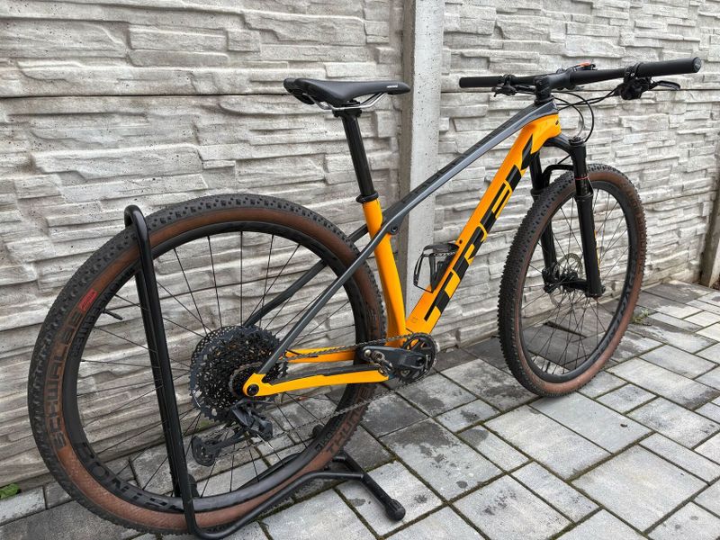 Trek procaliber 9.7. karbonová kola