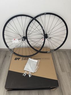 29" kola DT Swiss XR 1700 Spline