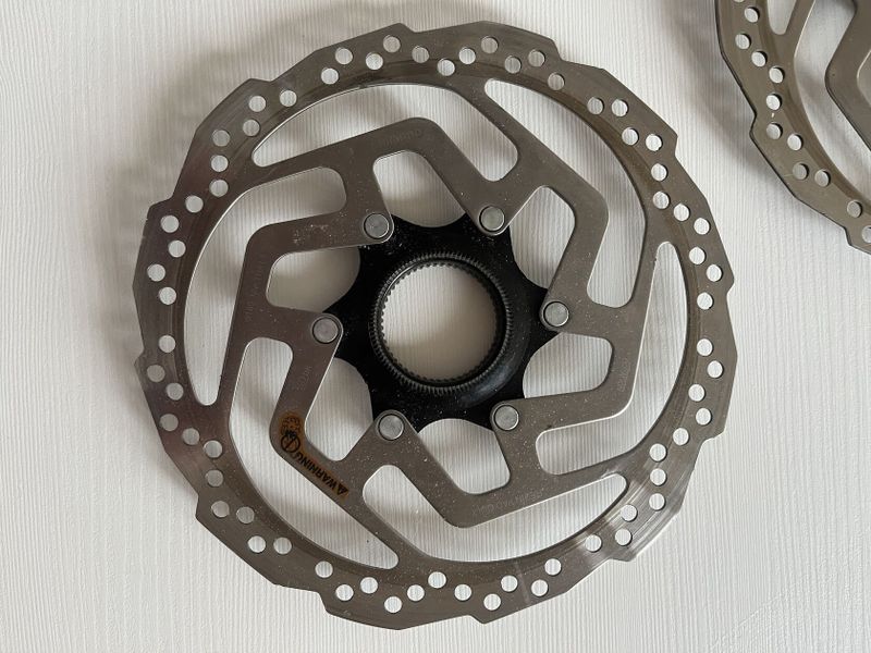 Brzdové kotouče Shimano/Hayes – 180 mm a 160 mm