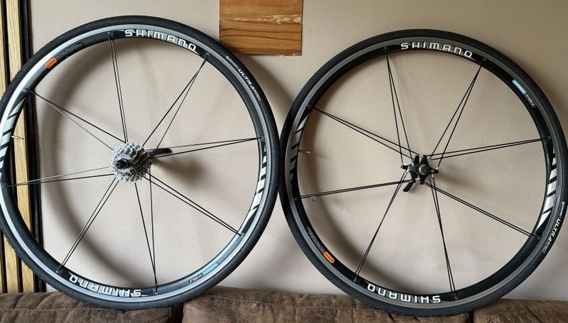 Dura-Ace WH-7701 