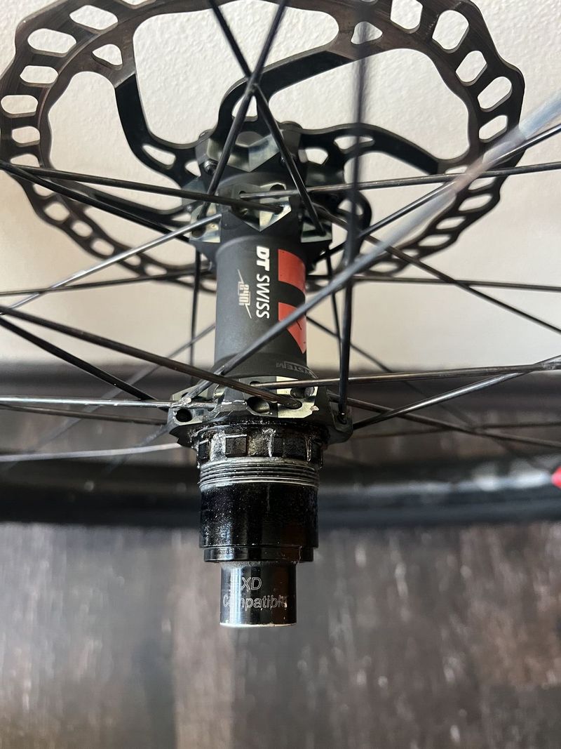 Zapletená kola DT SWISS XR 1501 29er