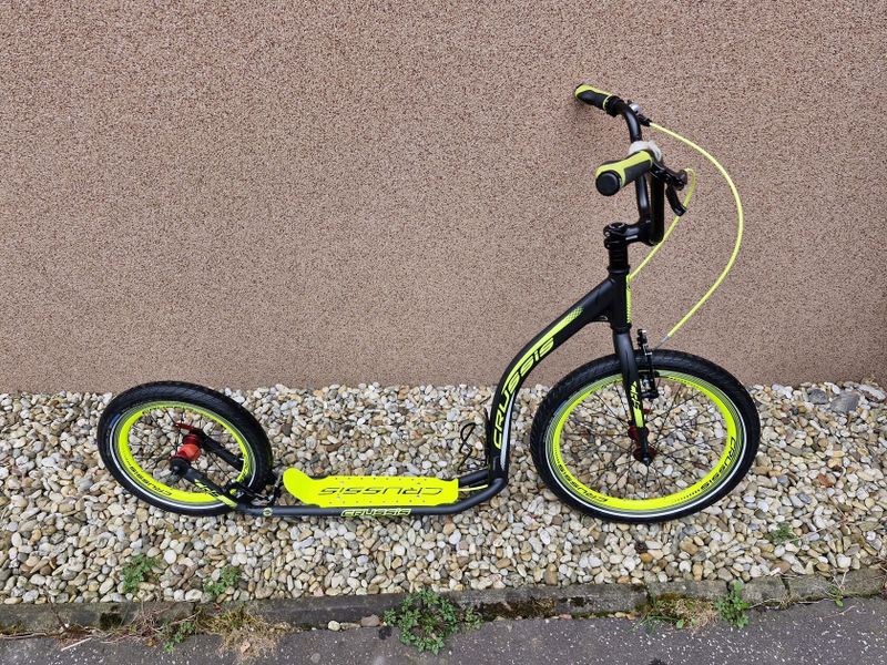 Koloběžka Crussis Urban 4.2 