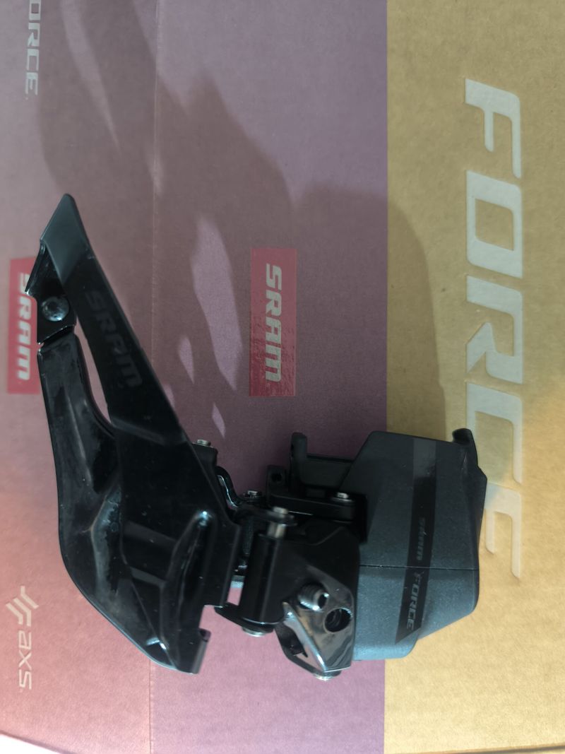 Sram Force eTap AXS D2 2x12sp. přesmykač