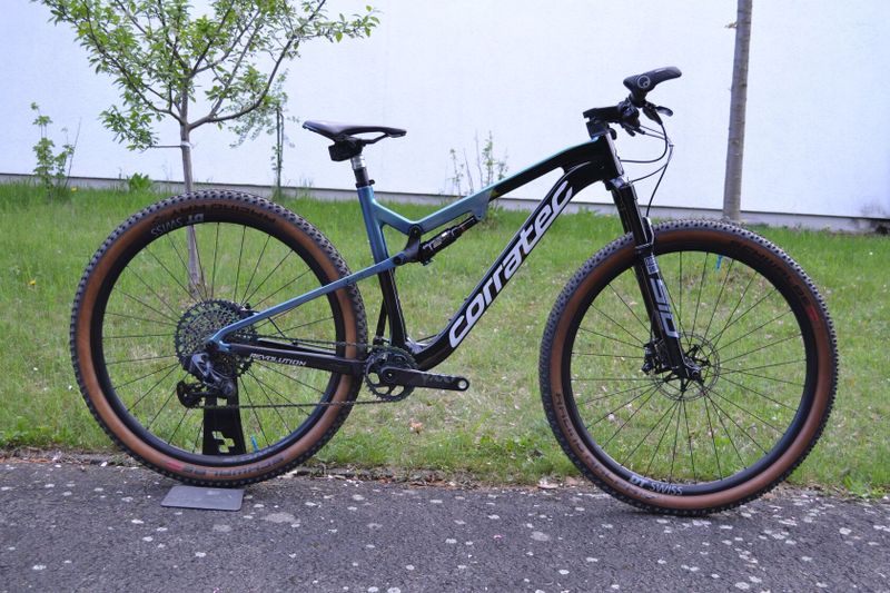 Corratec R-ilink SL Factory (M) 10.5 kg Top Stav