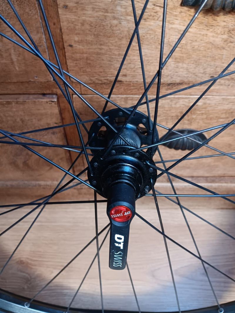 zánovní kola Roval z kola Specialized