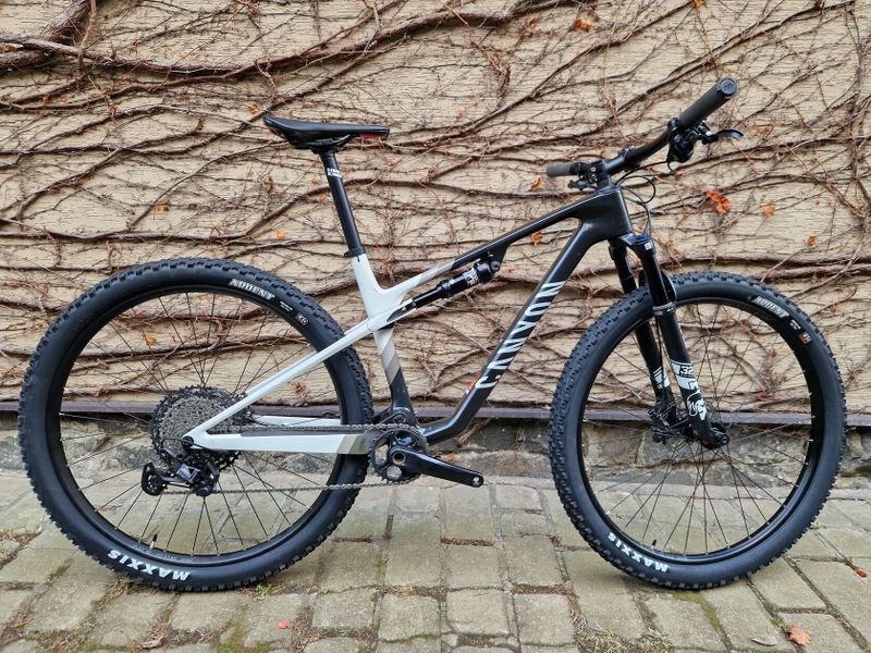 Canyon Lux CF