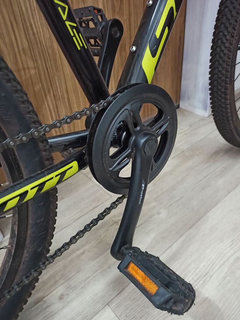 Scott Scale 24" Junior