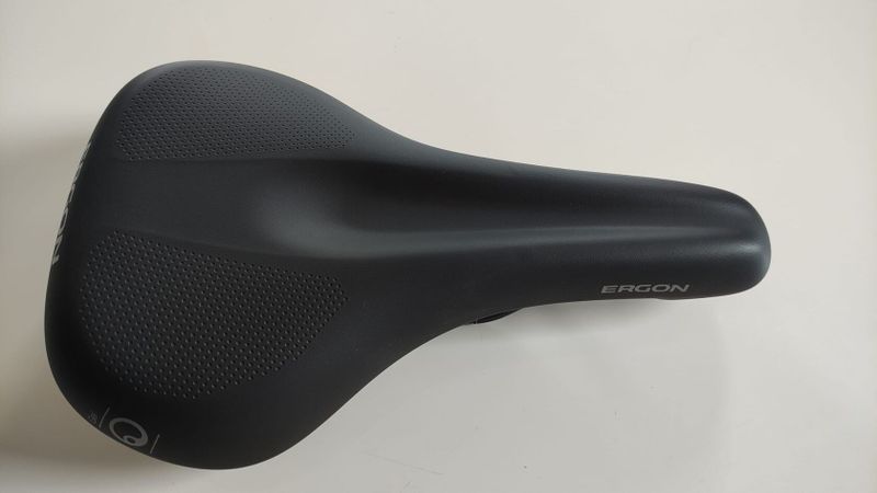Nové sedlo Ergon ST Gel Women, velikost S/M