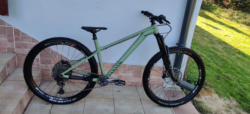Canyon Stoic 4