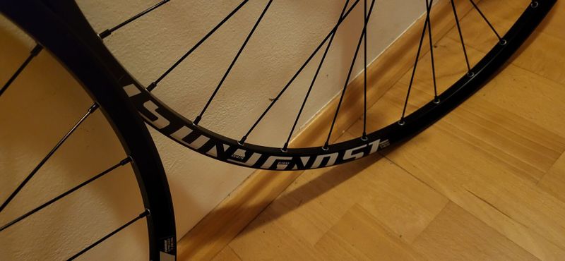 Zapletená kola 27,5 