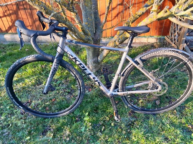 Gravel kolo Kellys Soot 50 2023/2024