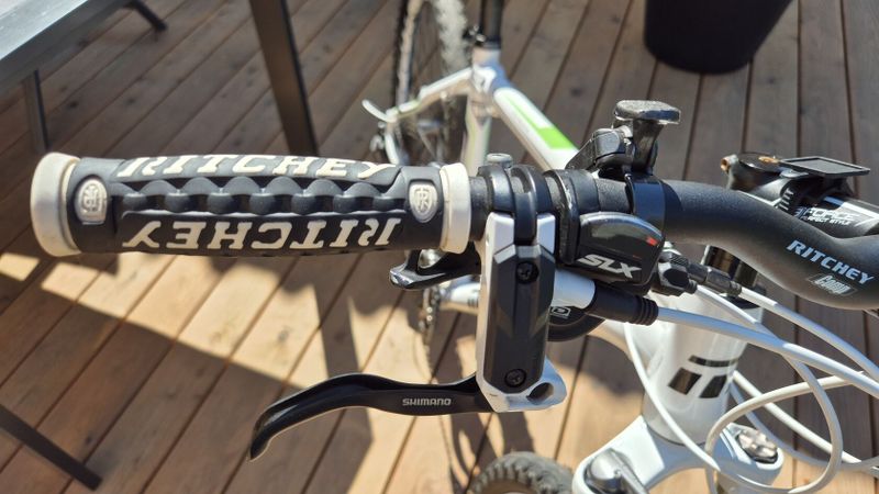 Horské kolo MAXBIKE 26