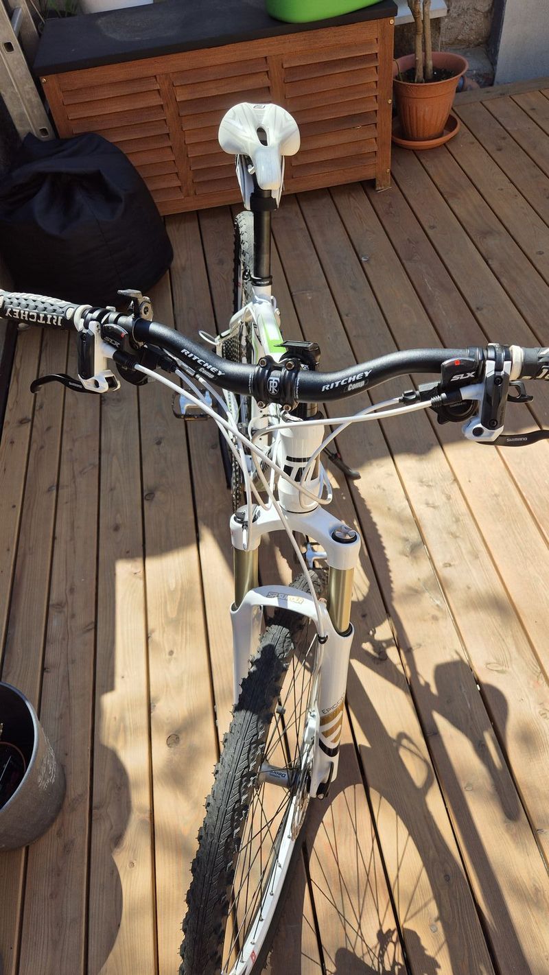 Horské kolo MAXBIKE 26