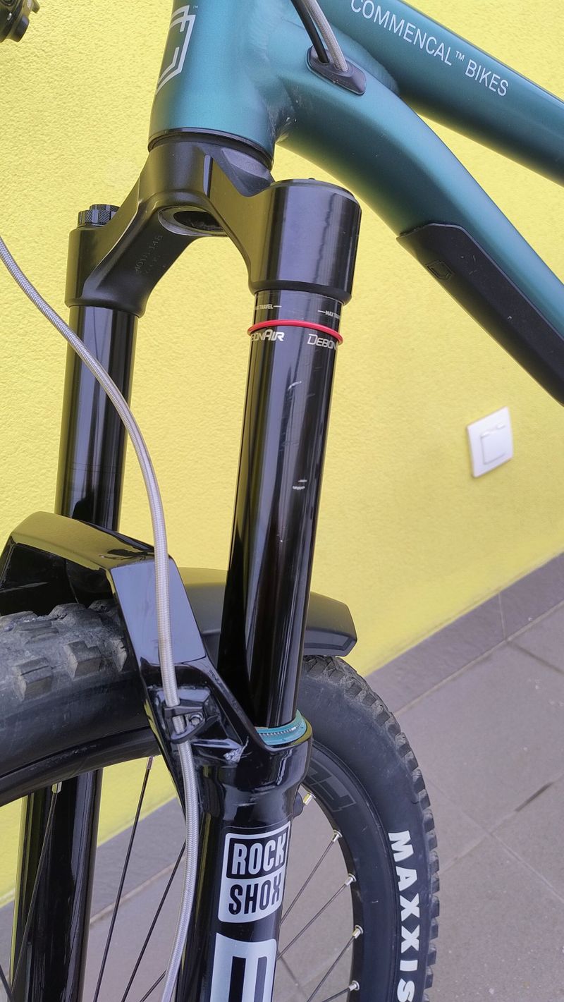 Commencal Clash V2 2023