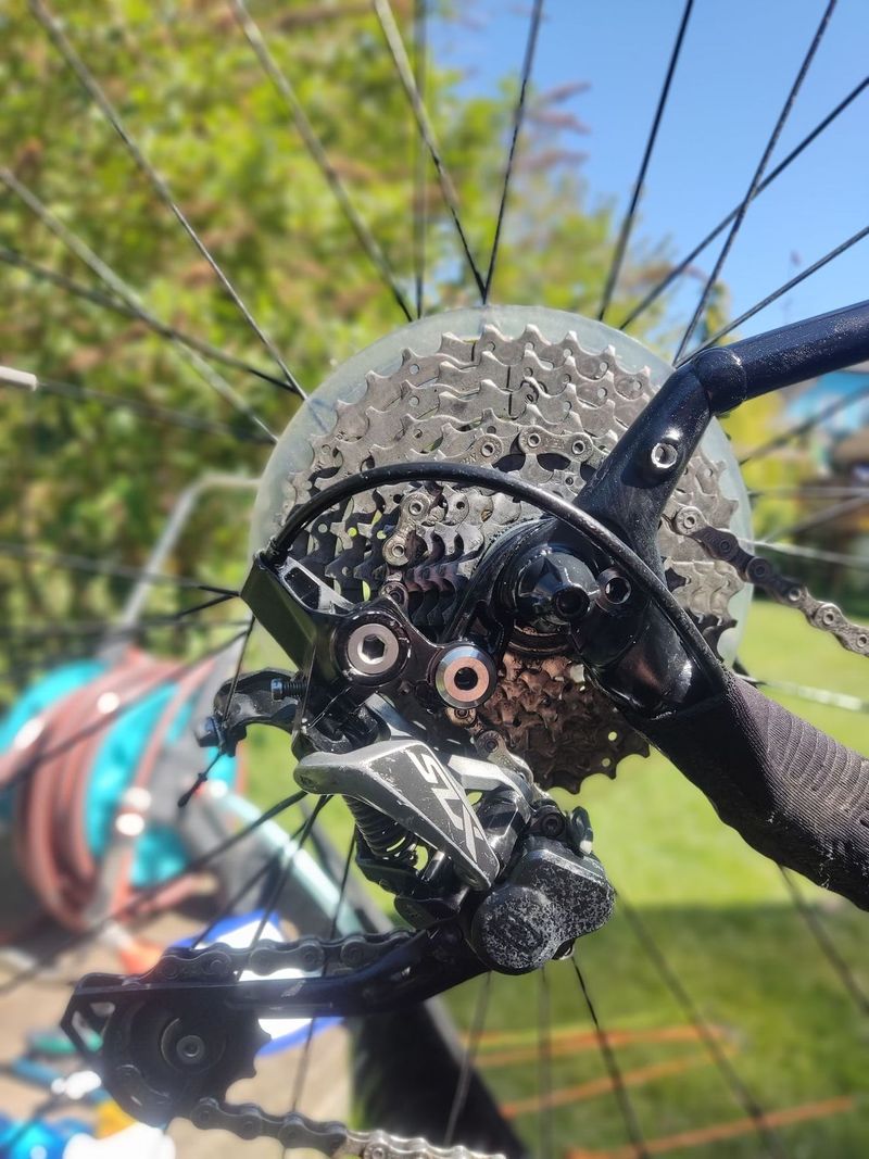 Černý Specialized Rockhopper