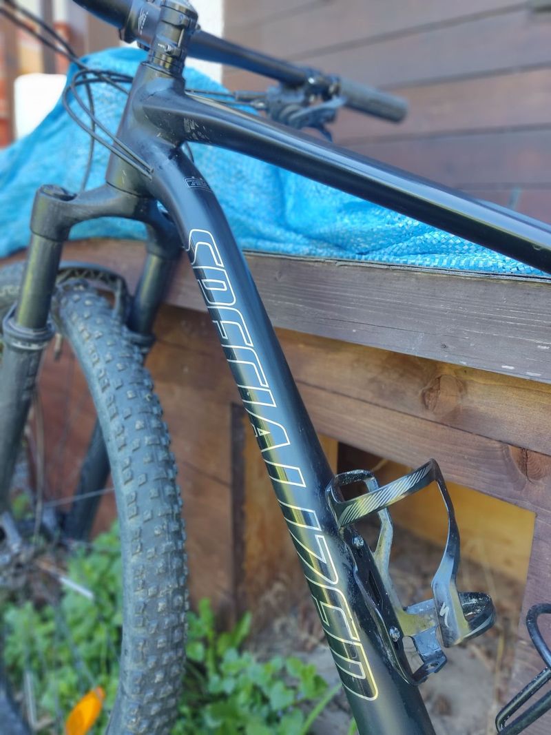 Černý Specialized Rockhopper